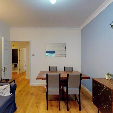 Lovely 2-Bedroom Flat Near Highgate 런던 외부 사진
